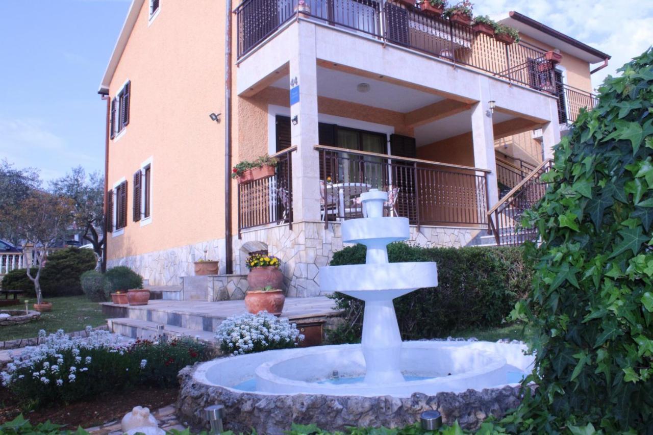 Lily'S Lovely Apartments Fažana Dış mekan fotoğraf